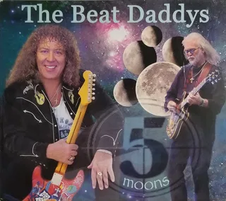 5 Moons