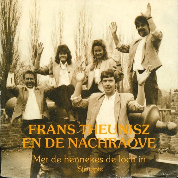 Met De Hennekes De Loch In
