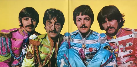 Sgt. Pepper’s Lonely Hearts Club Band - Foto 2 de 15
