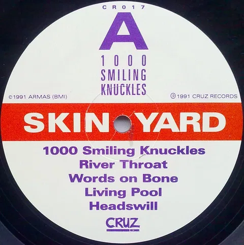1000 Smiling Knuckles - Foto 3 de 4