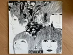 Revolver - Foto 1 de 4