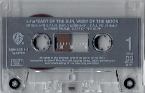 East Of The Sun West Of The Moon - Foto 3 de 11