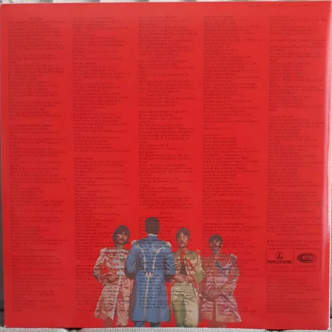 Sgt. Pepper's Lonely Hearts Club Band - Foto 3 de 9