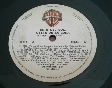 East Of The Sun, West Of The Moon - Foto 3 de 4