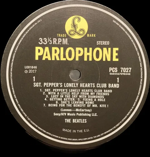 Sgt. Pepper's Lonely Hearts Club Band - Foto 3 de 5
