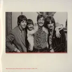 Sgt. Pepper's Lonely Hearts Club Band = サージェント・ペパーズ・ロンリー・ハーツ・クラブ・バンド - Foto 37 de 73