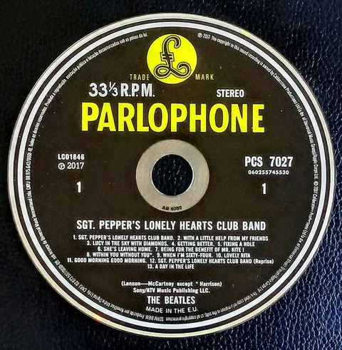 Sgt. Pepper's Lonely Hearts Club Band - Foto 3 de 11