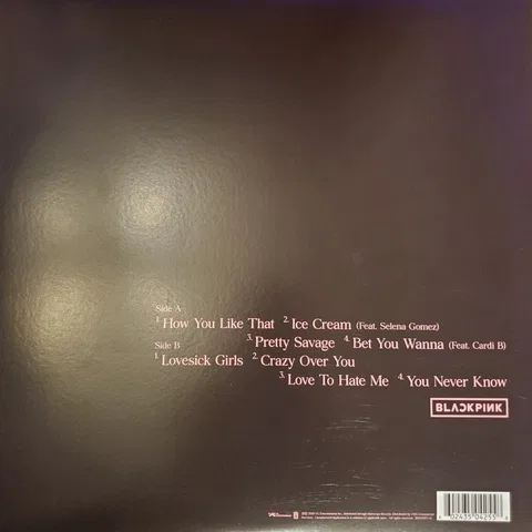 THE ALBUM - Foto 2 de 6