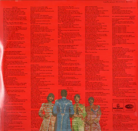 Sgt. Pepper's Lonely Hearts Club Band - Foto 3 de 12