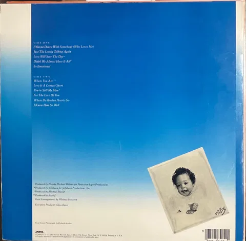 Whitney - Foto 2 de 6