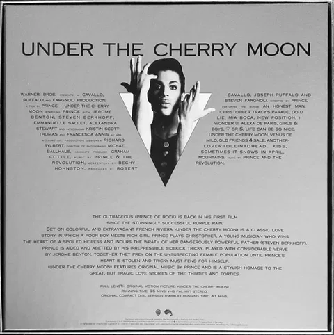 Under The Cherry Moon - Foto 2 de 23