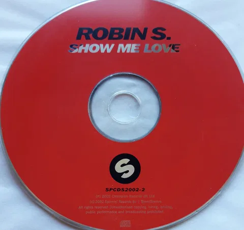Show Me Love - Foto 3 de 3