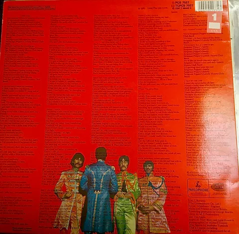 Sgt. Pepper’s Lonely Hearts Club Band - Foto 2 de 9