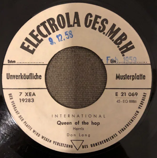 Queen Of The Hop / La-Do-Da-Da