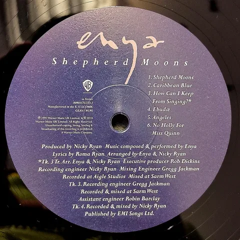 Shepherd Moons - Foto 3 de 4