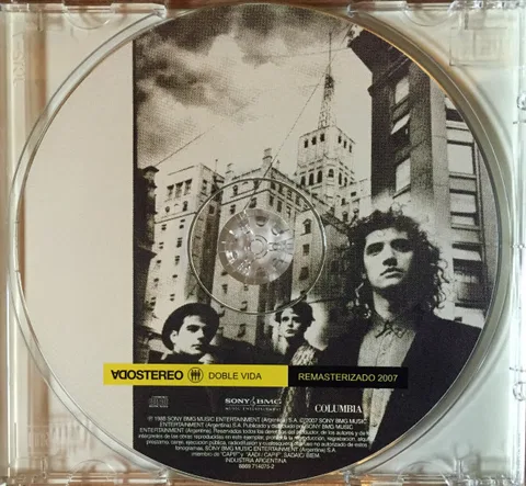 Doble Vida - Foto 2 de 4
