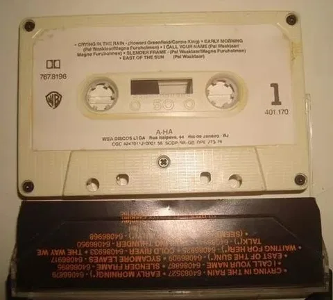 East Of The Sun - West Of The Moon - Foto 2 de 2